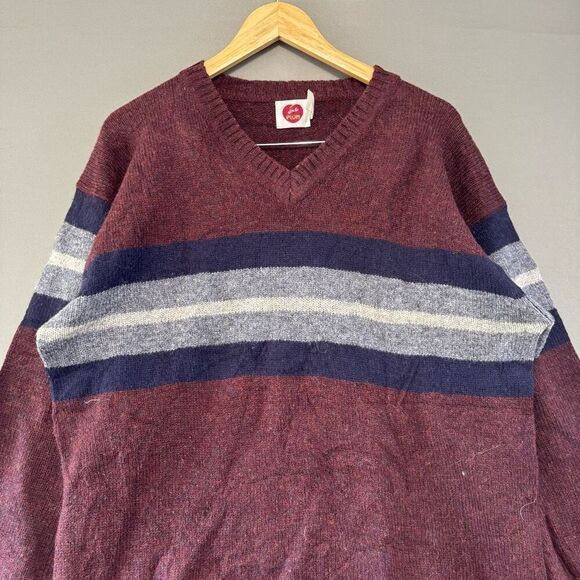 J’Ma Plum Men’s 100% Wool V-Neck Sweater Size Large Striped Graphic - Picture 2 of 9